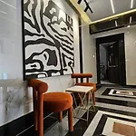 Luxury 2 Bedroom Residence By A1 - 202