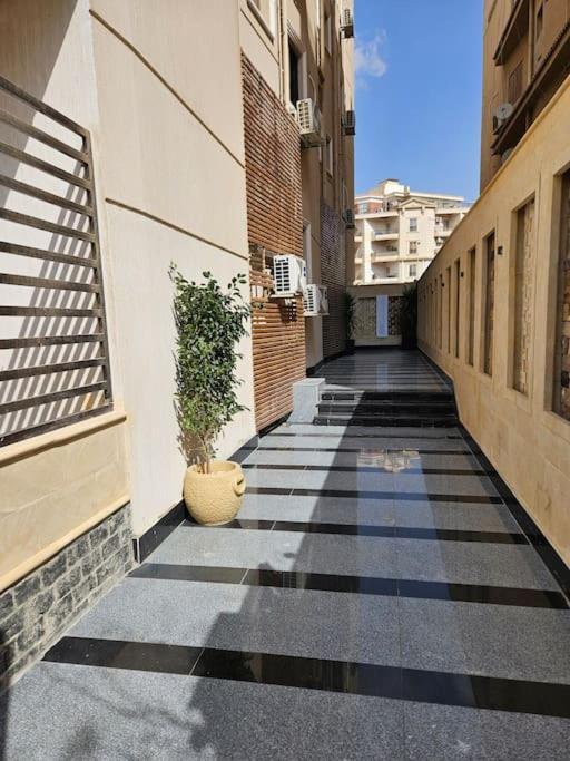 Luxury 2 Bedroom By A1 - 202 Apartment