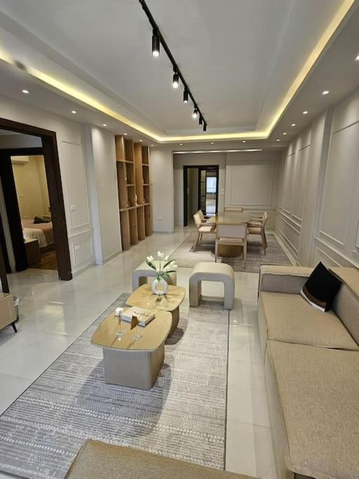 Apartment Luxury 2 Bedroom By A1 - 202 Cairo